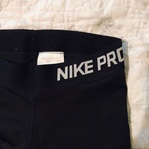 Capri workout leggings